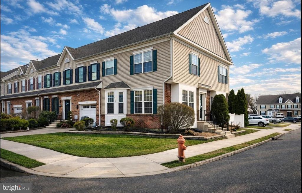 Photo of 2036 W Reserve Drive, PHILADELPHIA, PA 19145 (MLS # PAPH2599098)