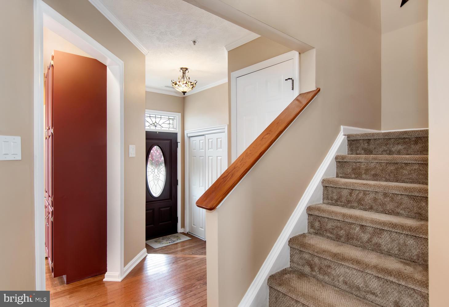 CREEKSIDE COMMONS - Residential