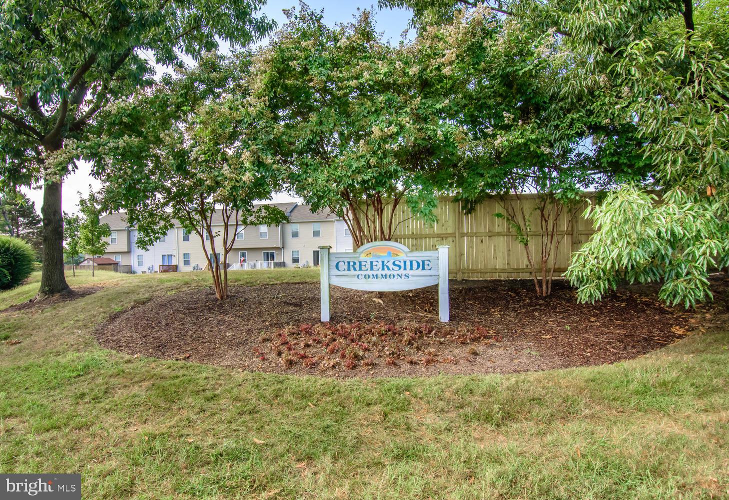 CREEKSIDE COMMONS - Residential