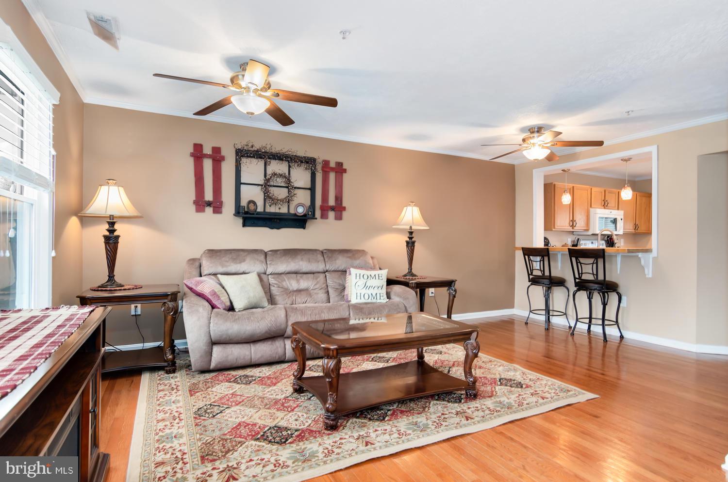 CREEKSIDE COMMONS - Residential