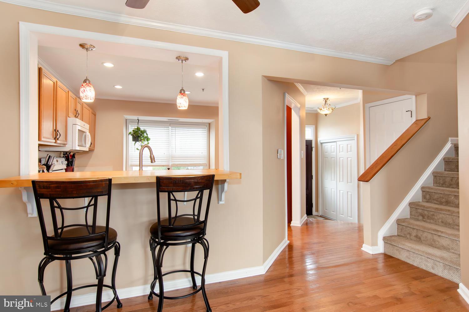 CREEKSIDE COMMONS - Residential