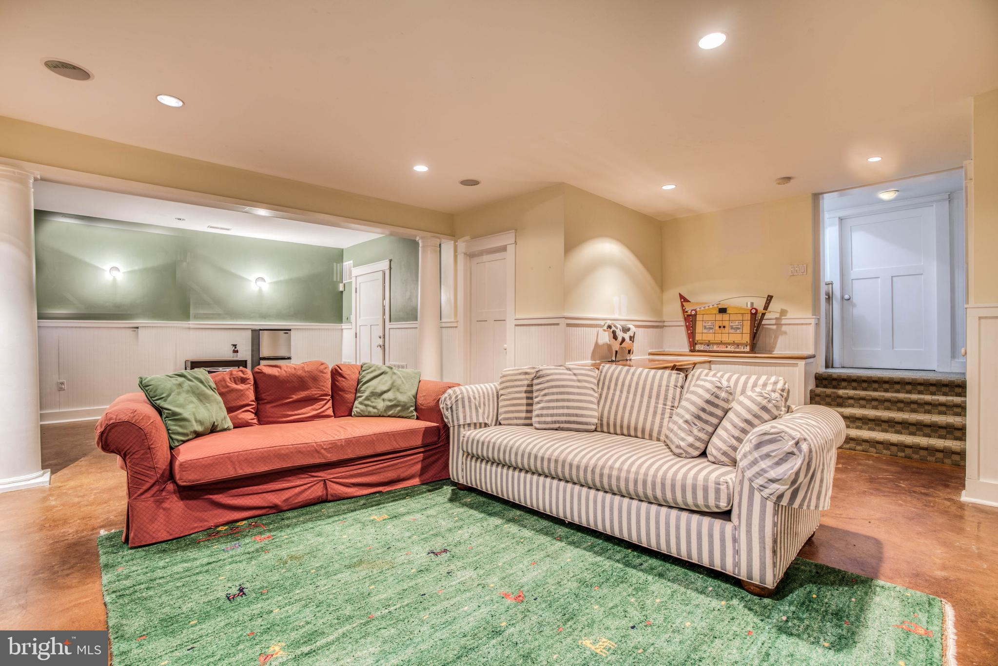 WEST TOWSON - Residential