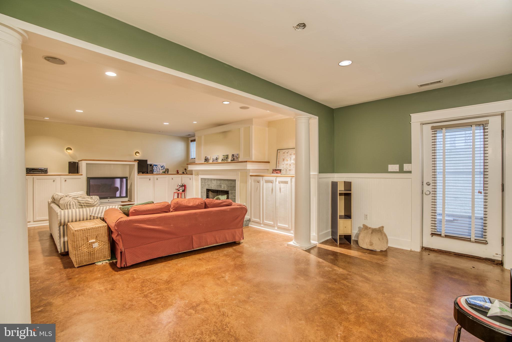 WEST TOWSON - Residential