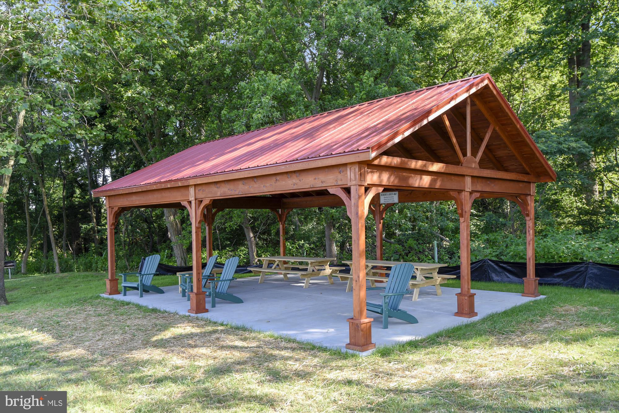 ANNAPOLIS ROADS - Residential