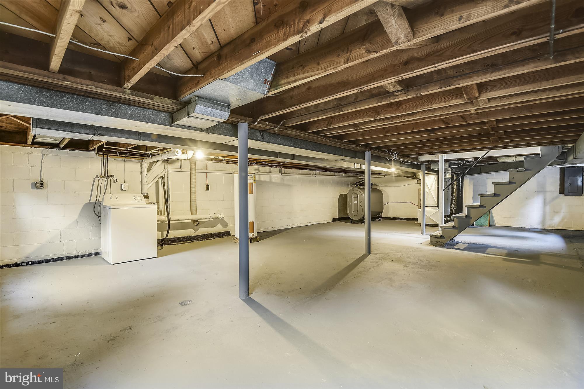 ANNAPOLIS ROADS - Residential