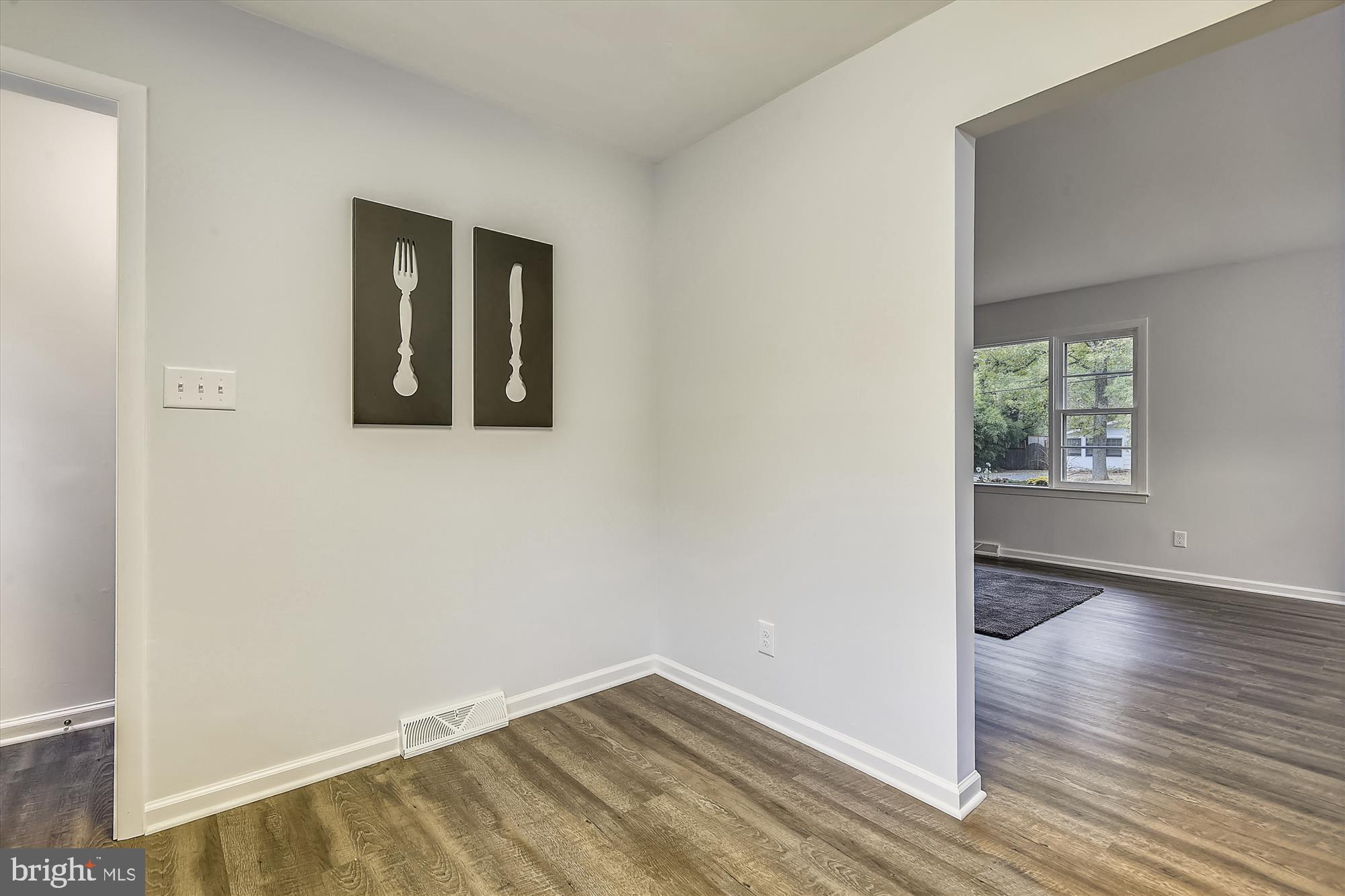 ANNAPOLIS ROADS - Residential