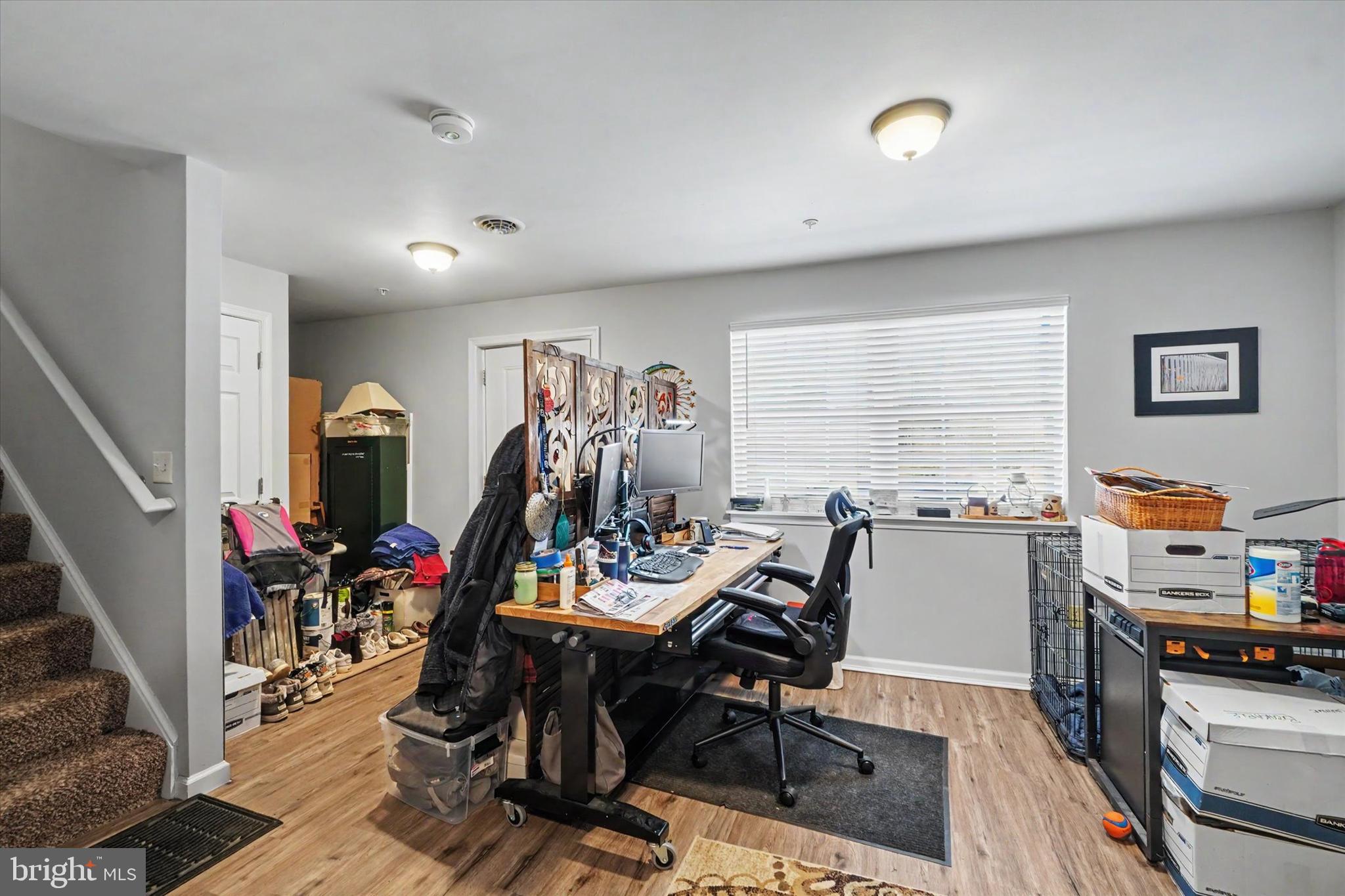 COUNTRY VIEW COURT - Residential