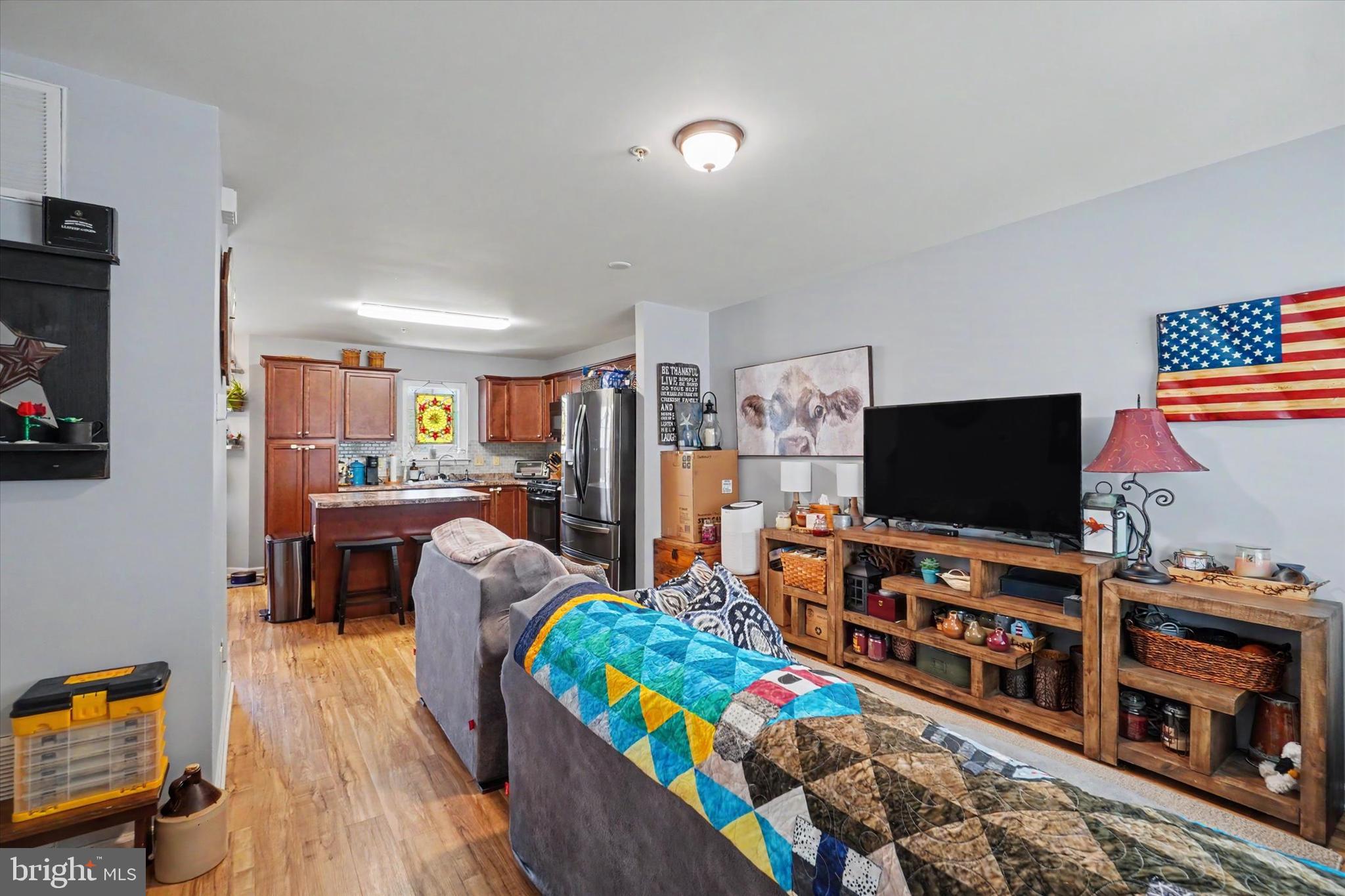 COUNTRY VIEW COURT - Residential