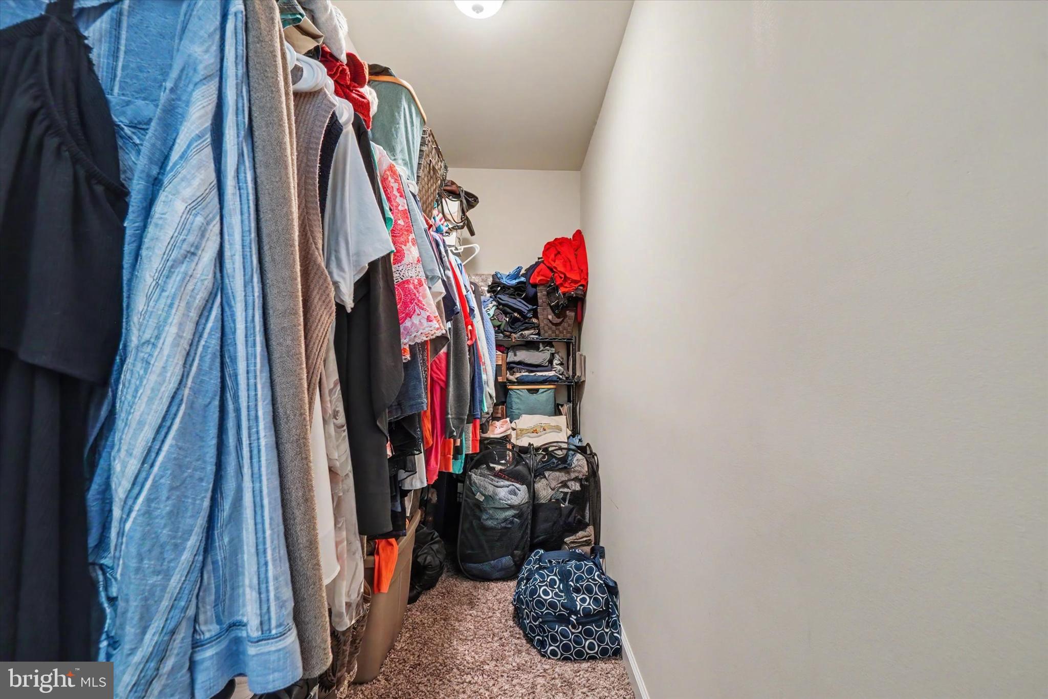 COUNTRY VIEW COURT - Residential