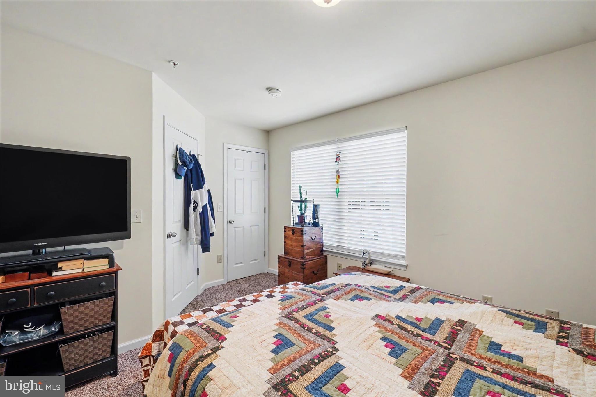 COUNTRY VIEW COURT - Residential