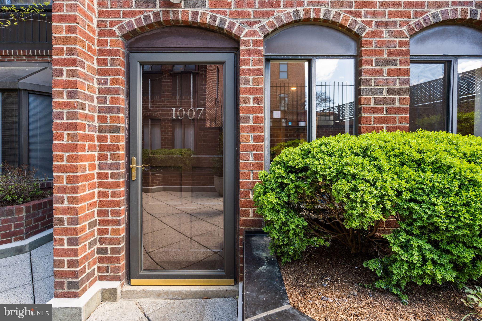 1007 PAPER MILL COURT NW 1007