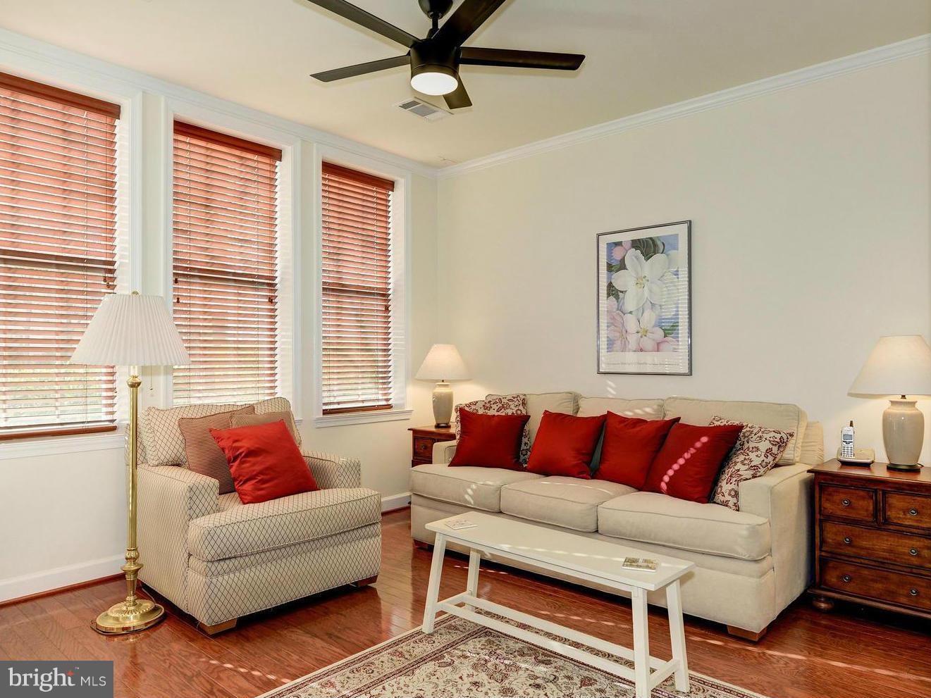 CAMERON STATION - Residential