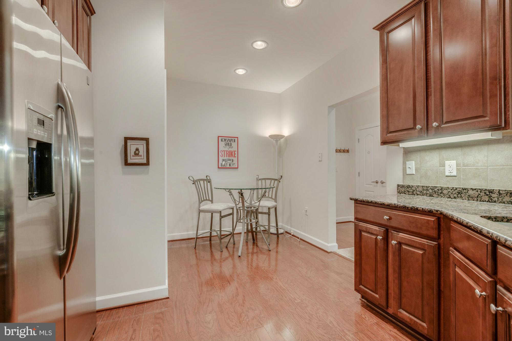 CAMERON STATION - Residential