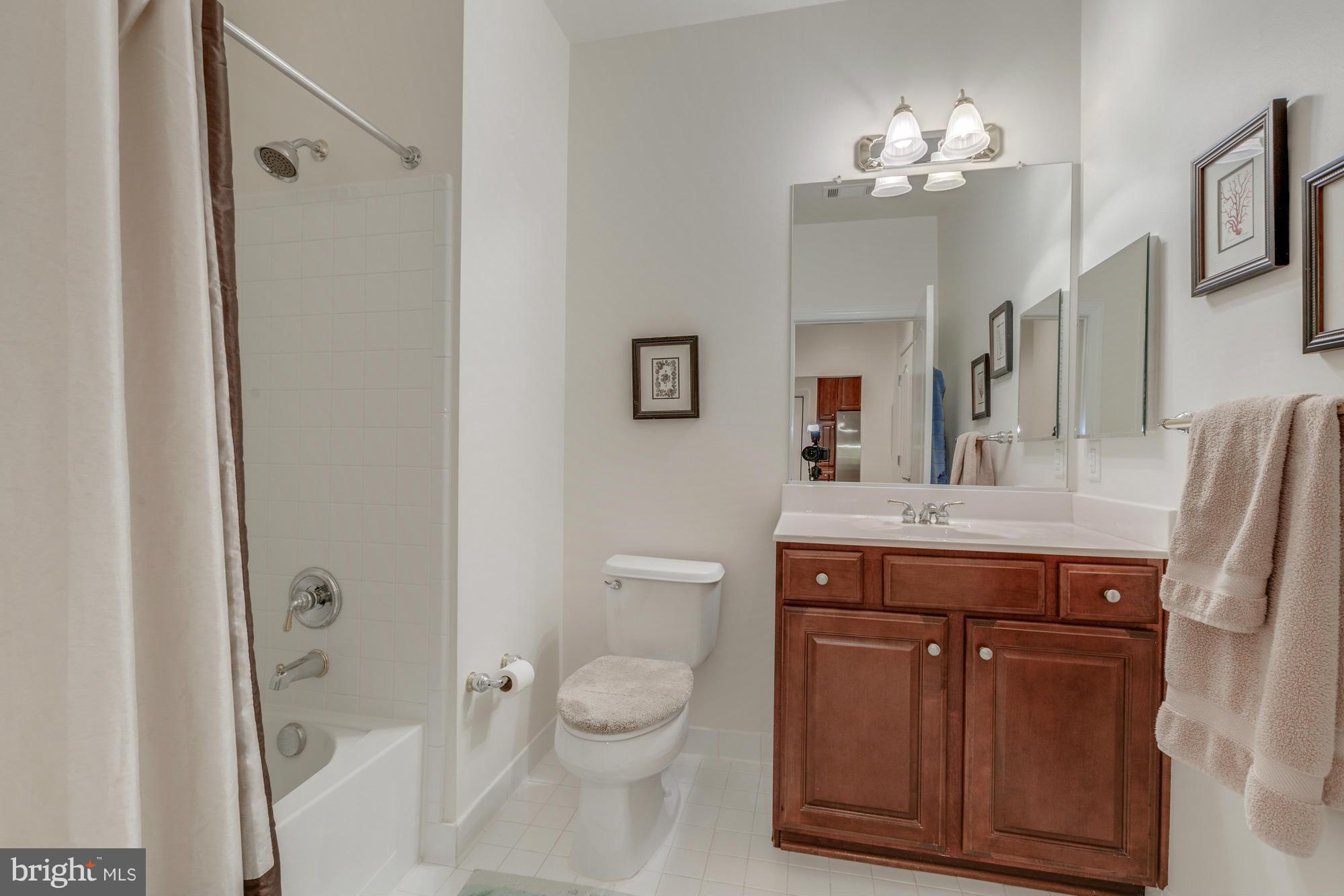 CAMERON STATION - Residential