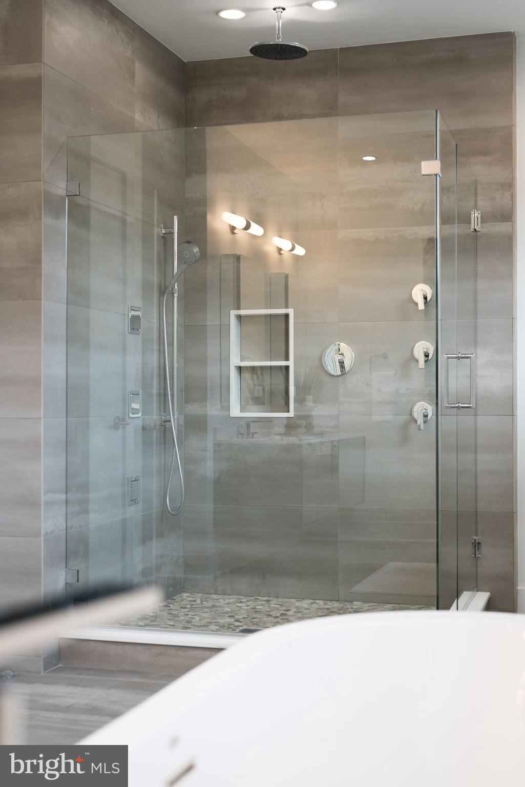 OLD CITY - Residential