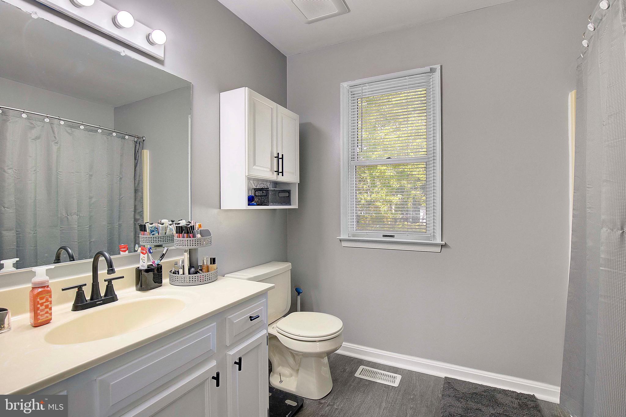 FRANKLIN MANOR BEACH - Residential