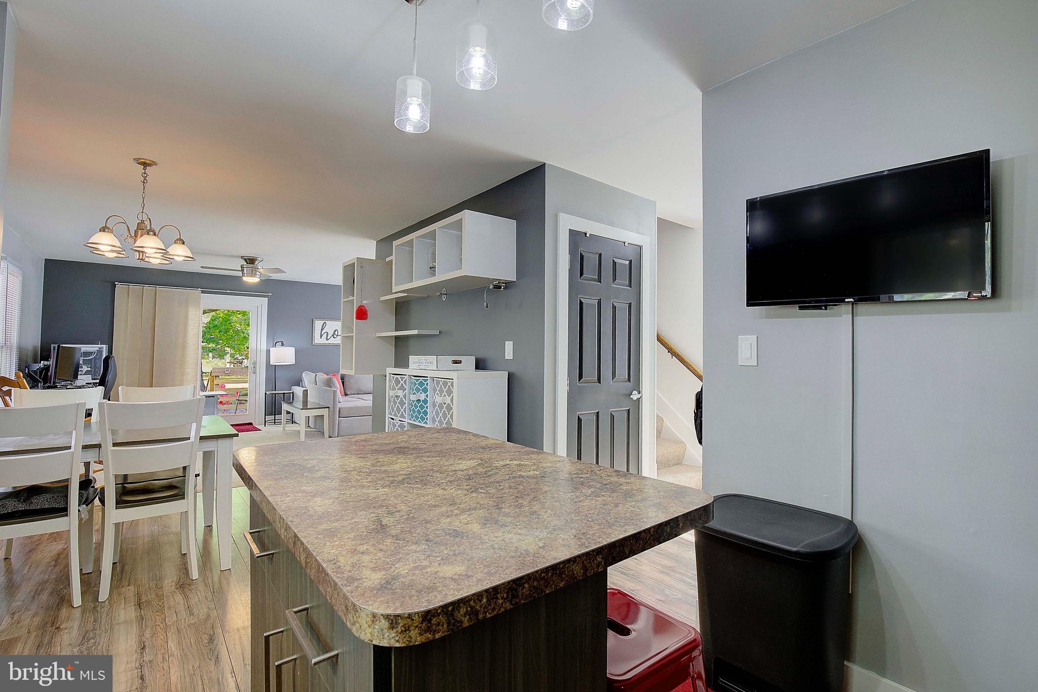 FRANKLIN MANOR BEACH - Residential