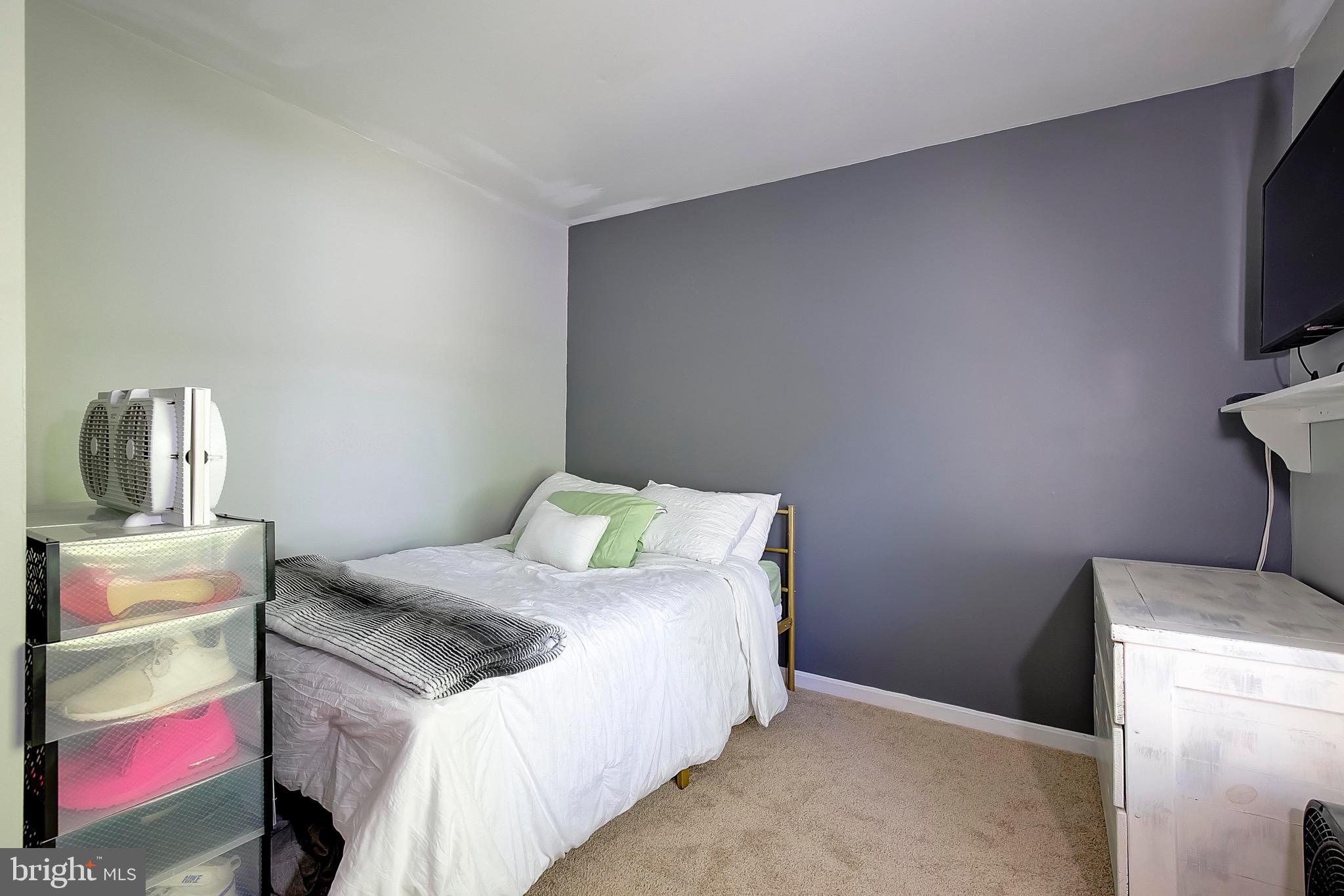 FRANKLIN MANOR BEACH - Residential