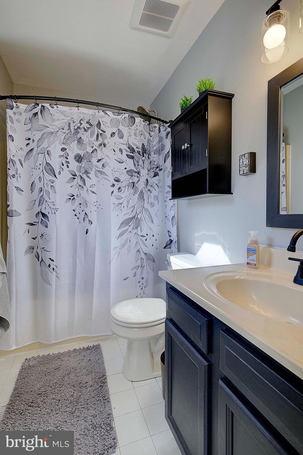 FRANKLIN MANOR BEACH - Residential