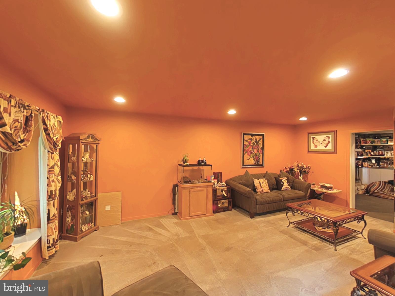 RIDINGS OF MNTGMRY - Residential