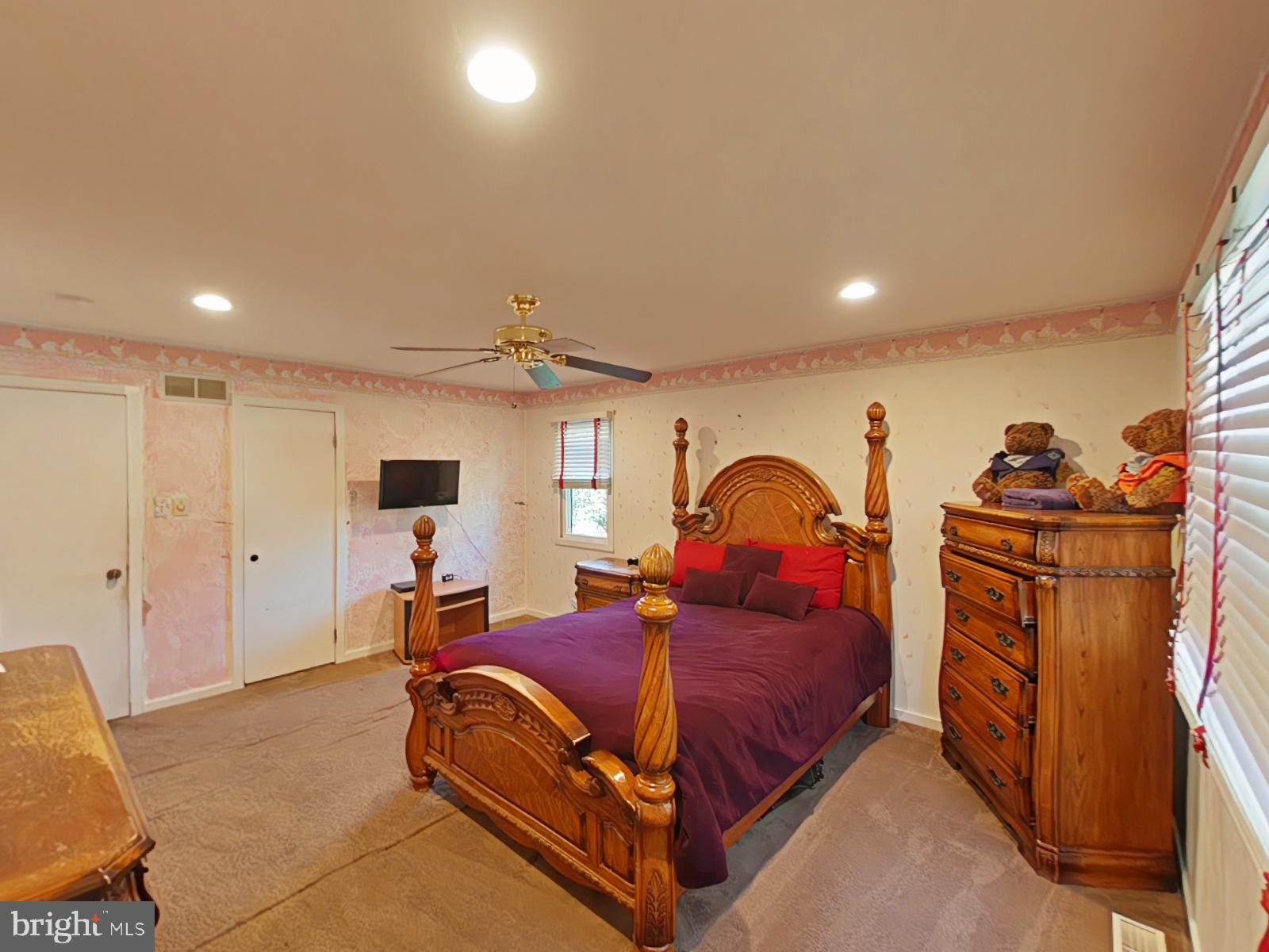 RIDINGS OF MNTGMRY - Residential