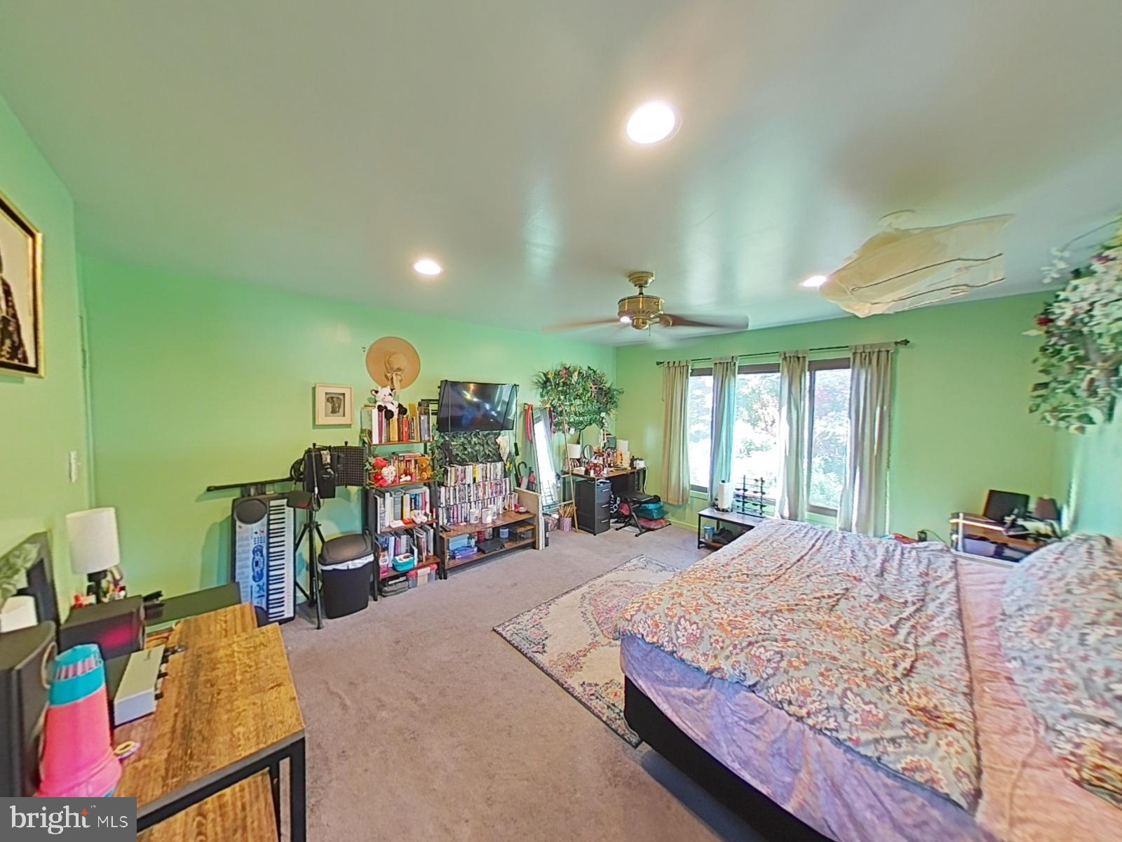 RIDINGS OF MNTGMRY - Residential