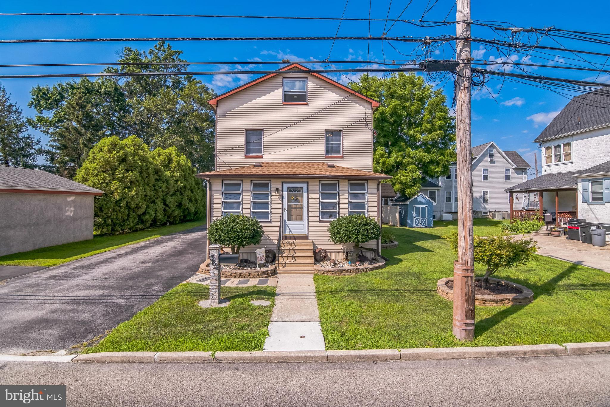 361 AMOSLAND ROAD