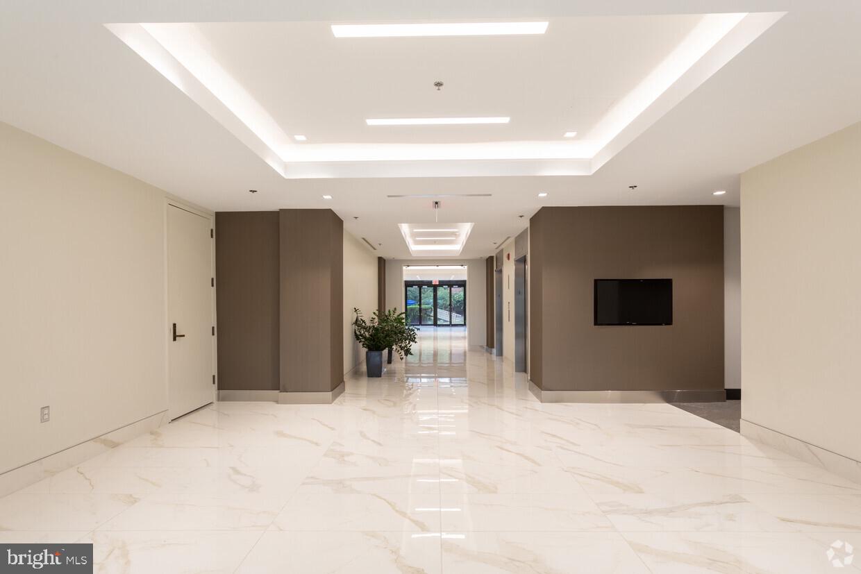 1608 SPRING HILL ROAD