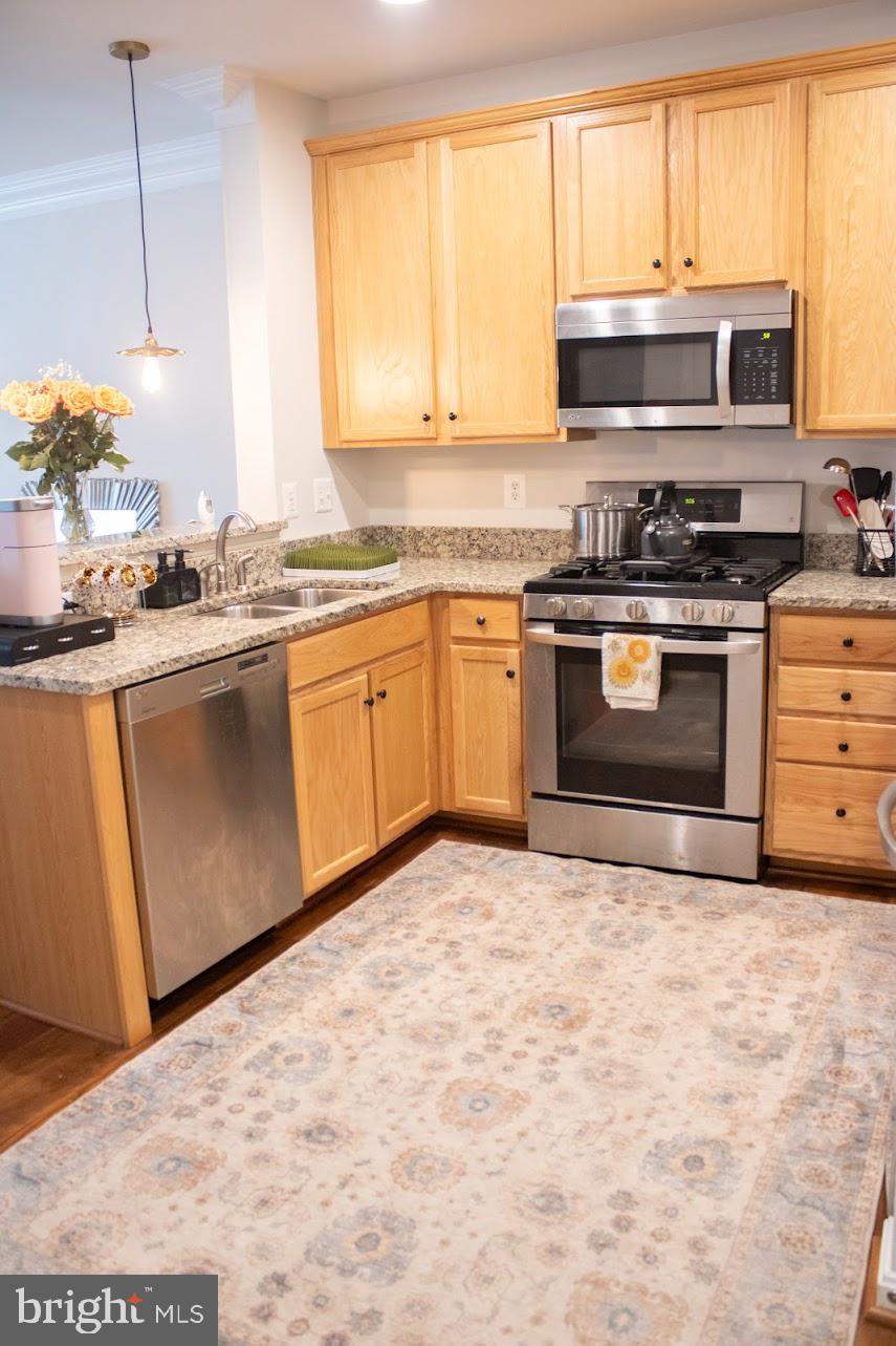 LANSDOWNE - Residential Lease