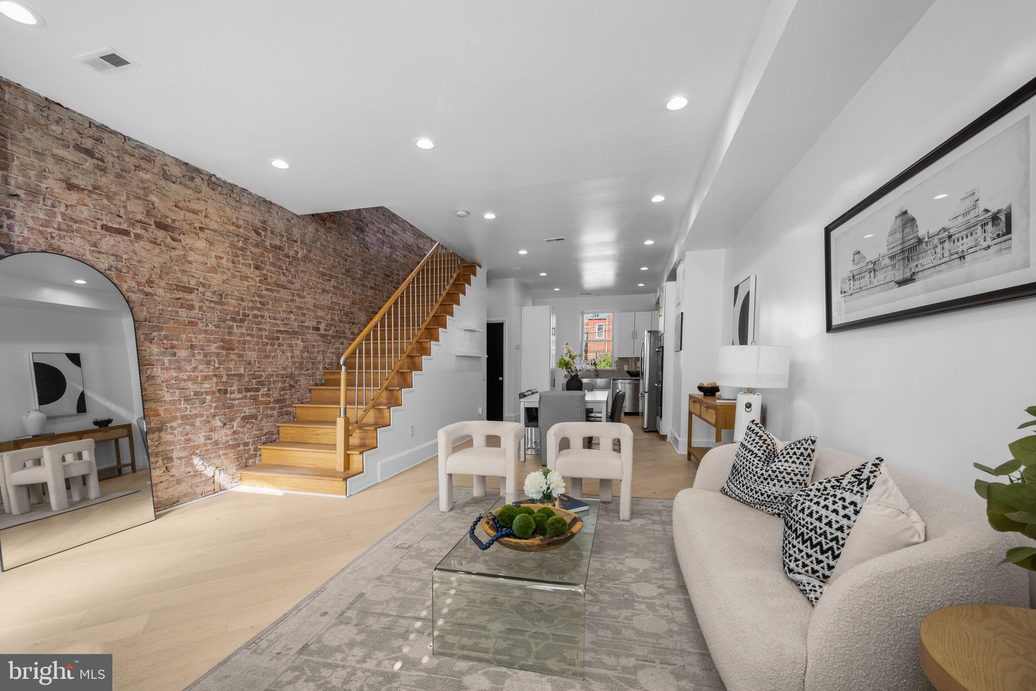 41 R STREET NW