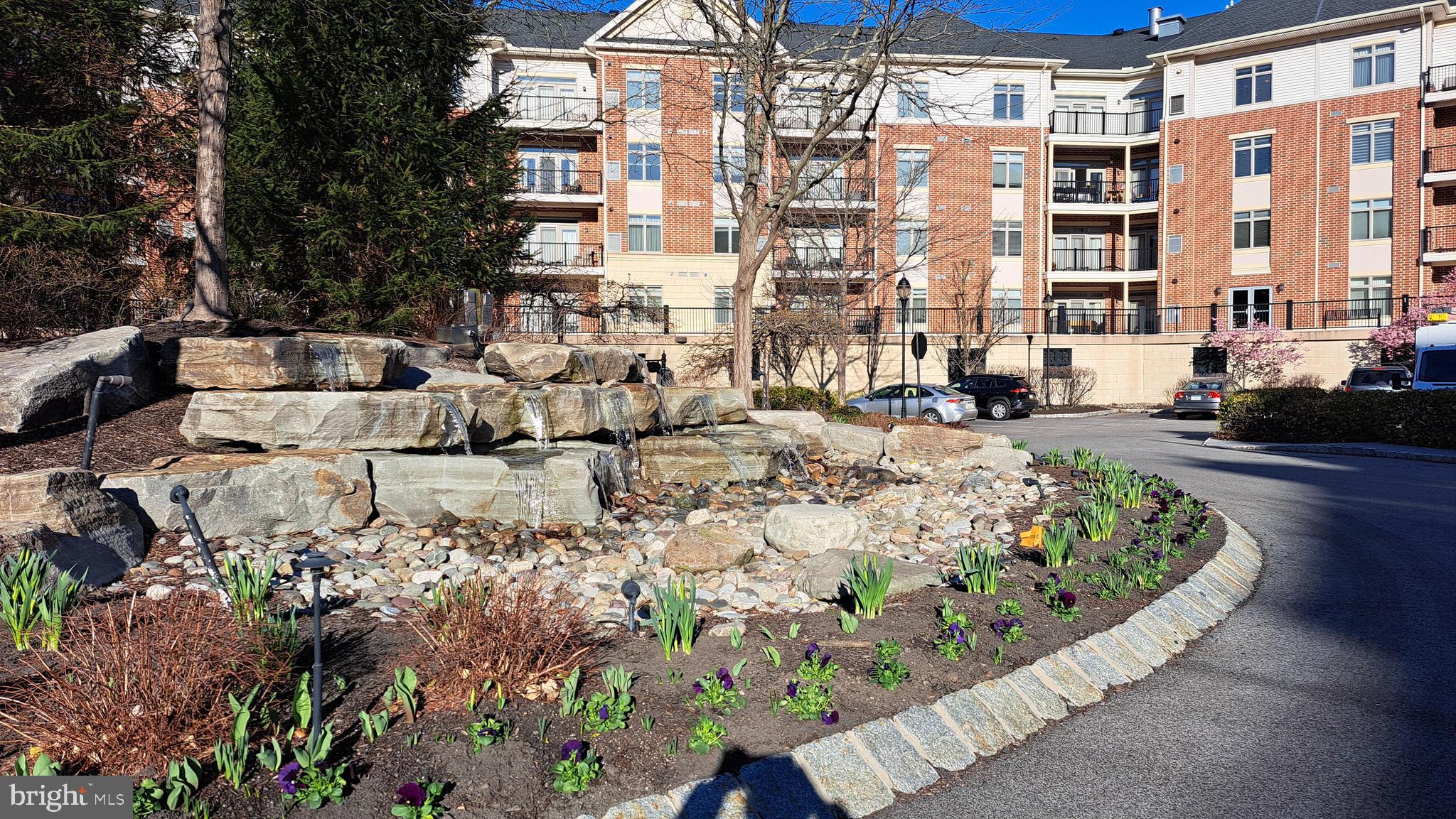 HUNTINGDON PLACE - Residential