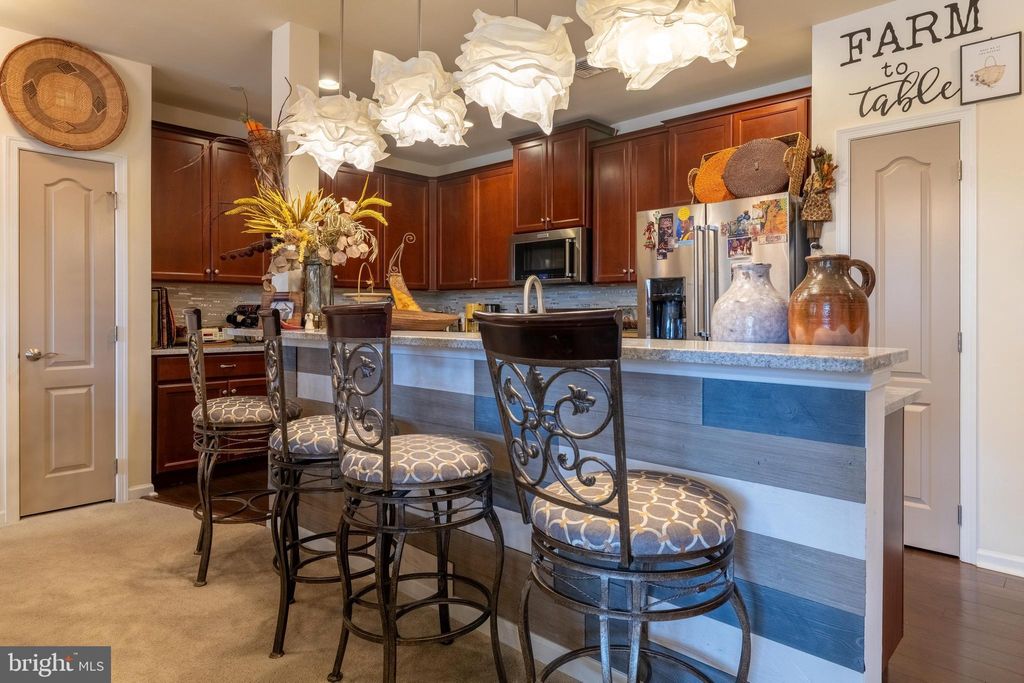 Photo of 506 Carson Terrace, HUNTINGDON VALLEY, PA 19006 (MLS # PAMC2134106)