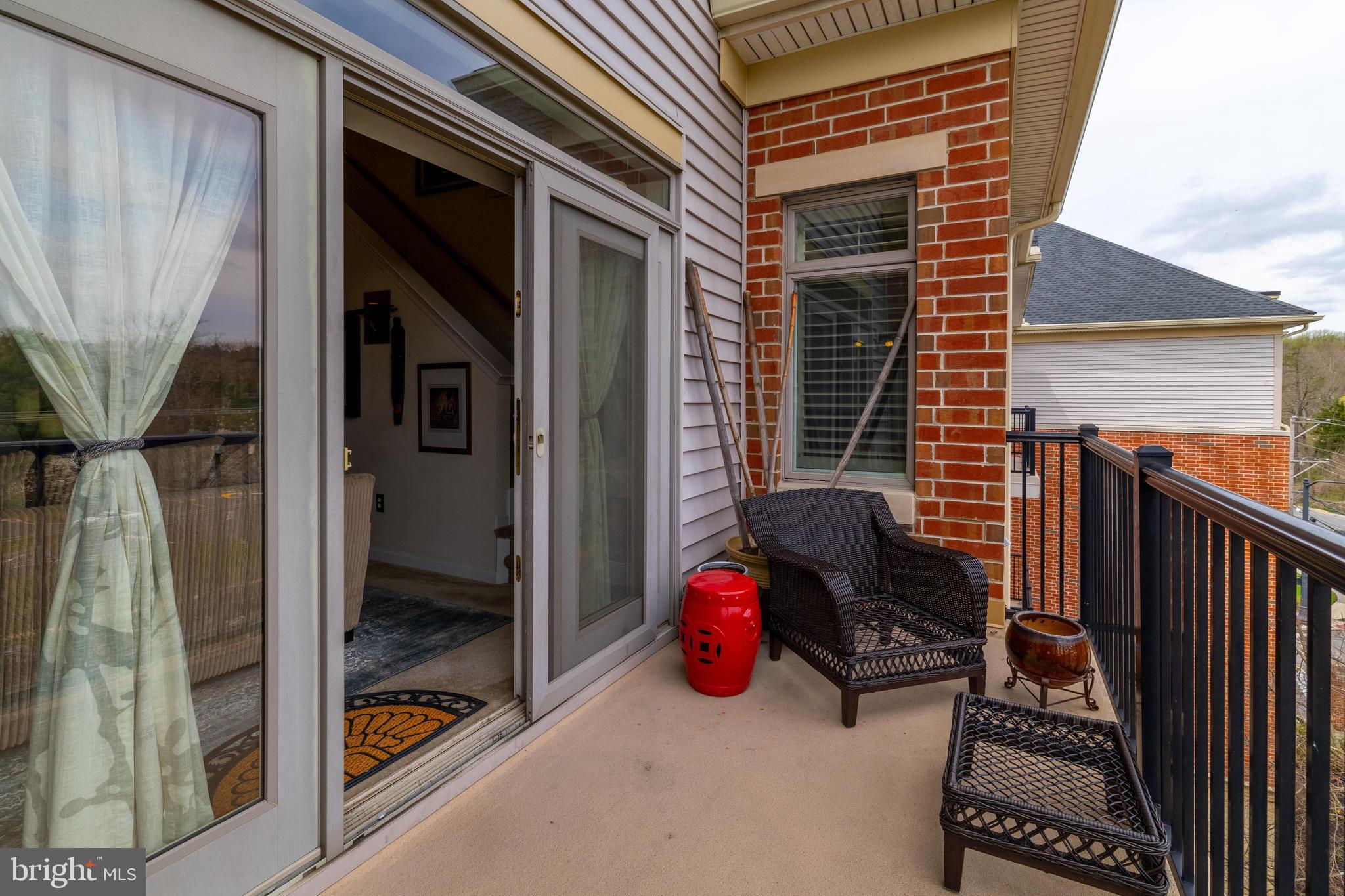 HUNTINGDON PLACE - Residential