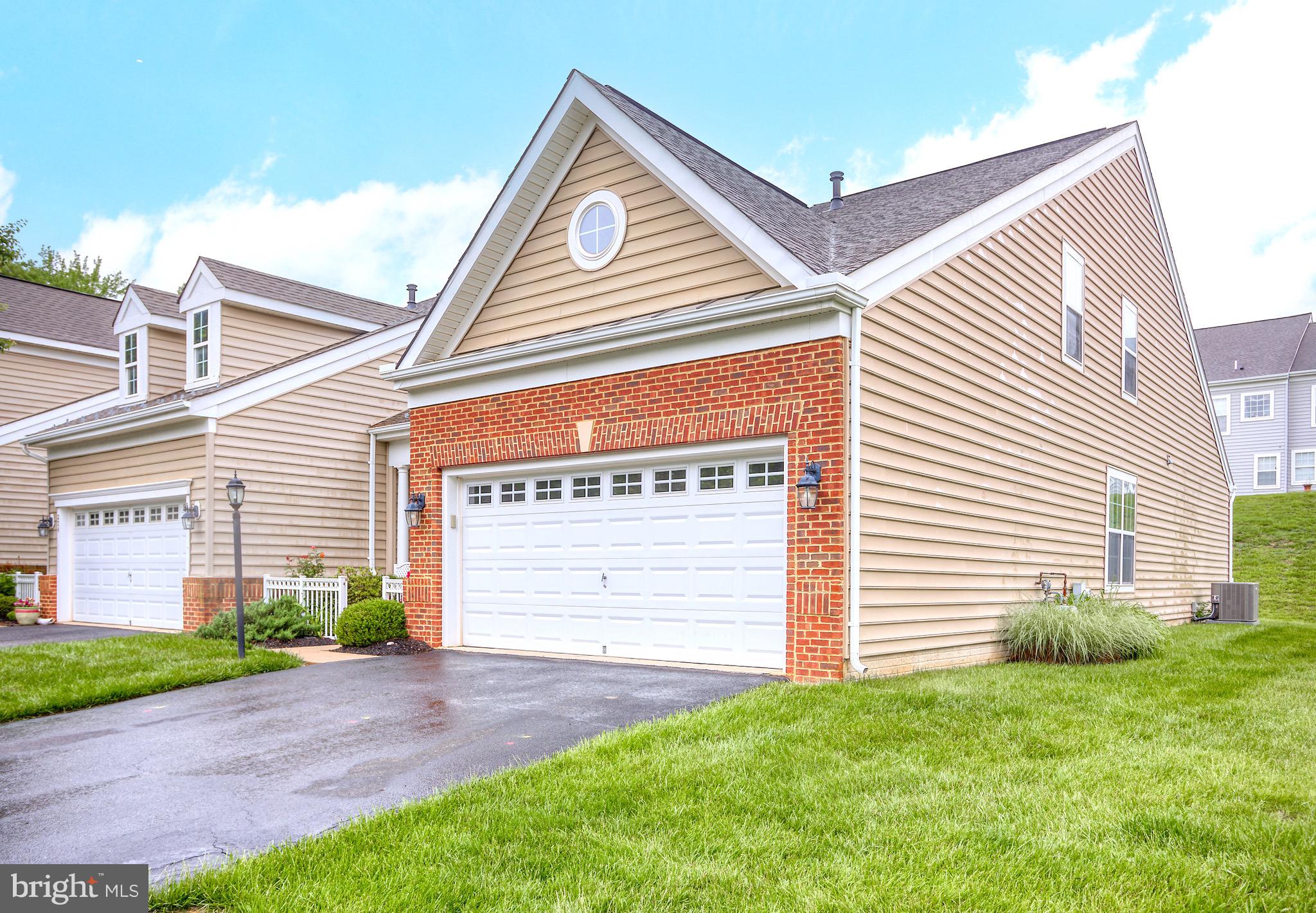 322 NATIVE DANCER CIRCLE