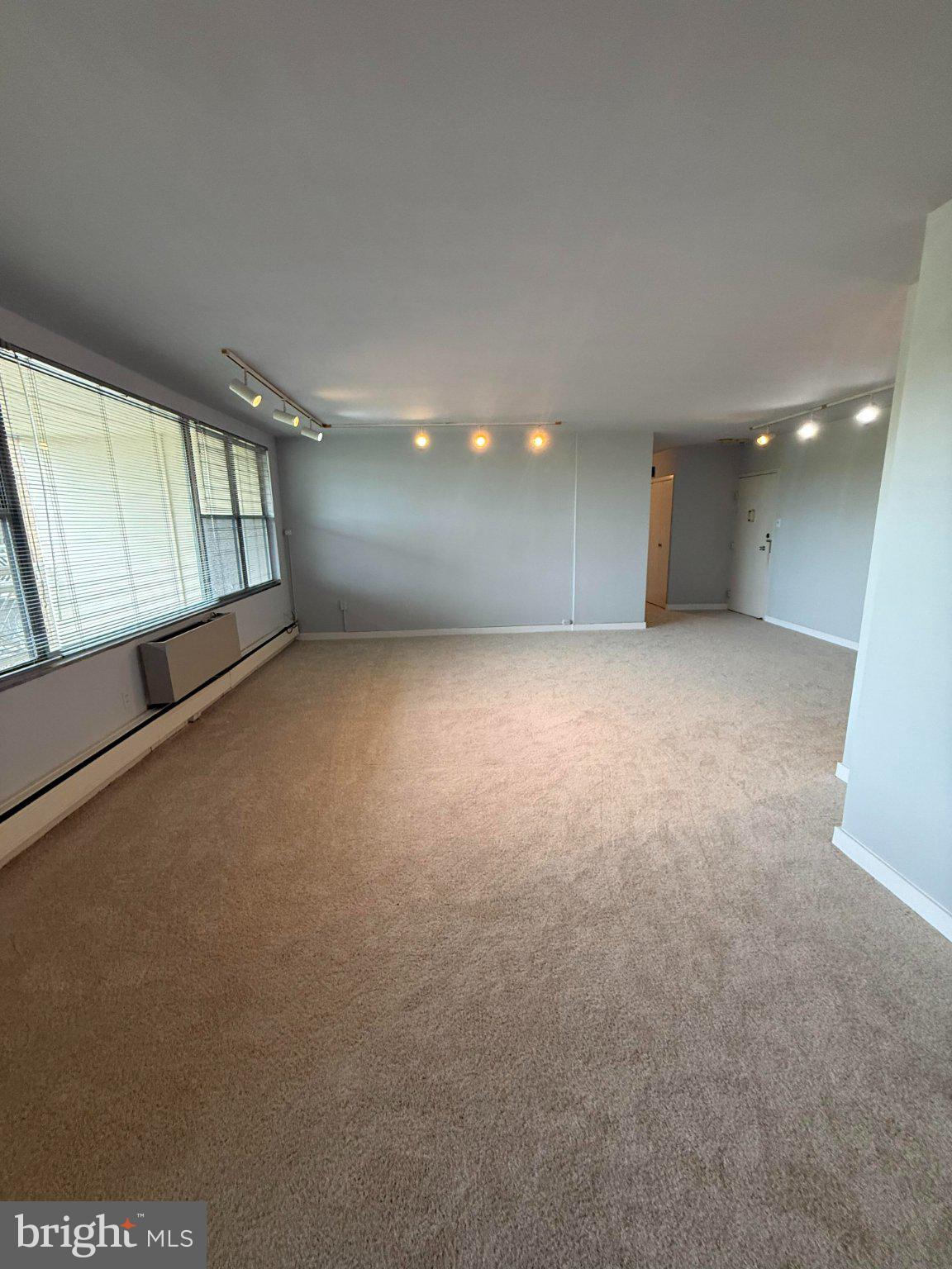 ELKINS PARK HOUSE - Residential