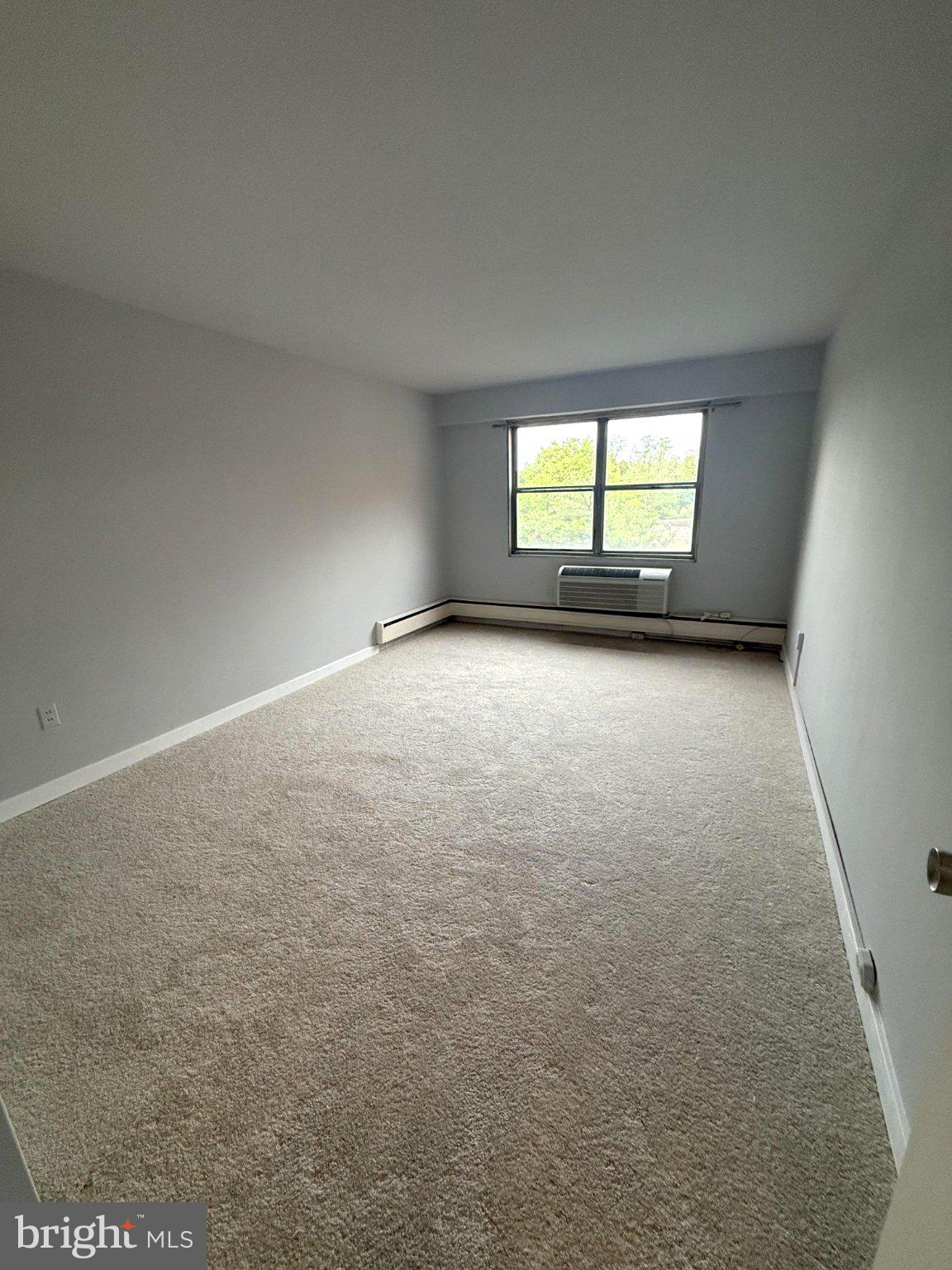 ELKINS PARK HOUSE - Residential