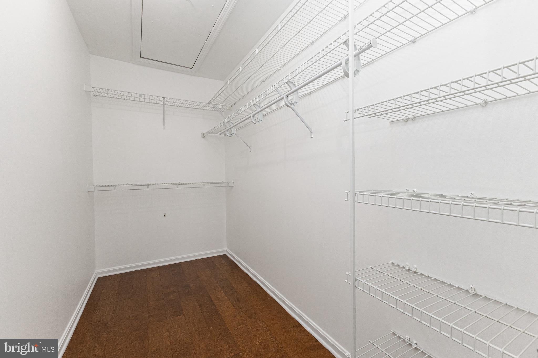 CARRIAGE PARK - Residential