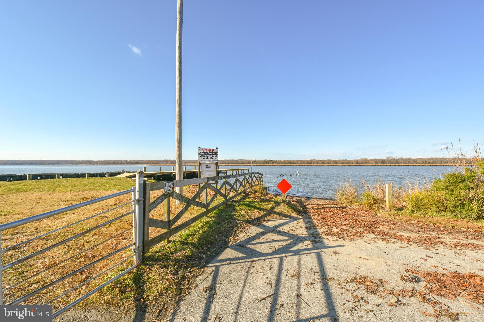 HOLLAND CLIFF SHORES - Residential Lease