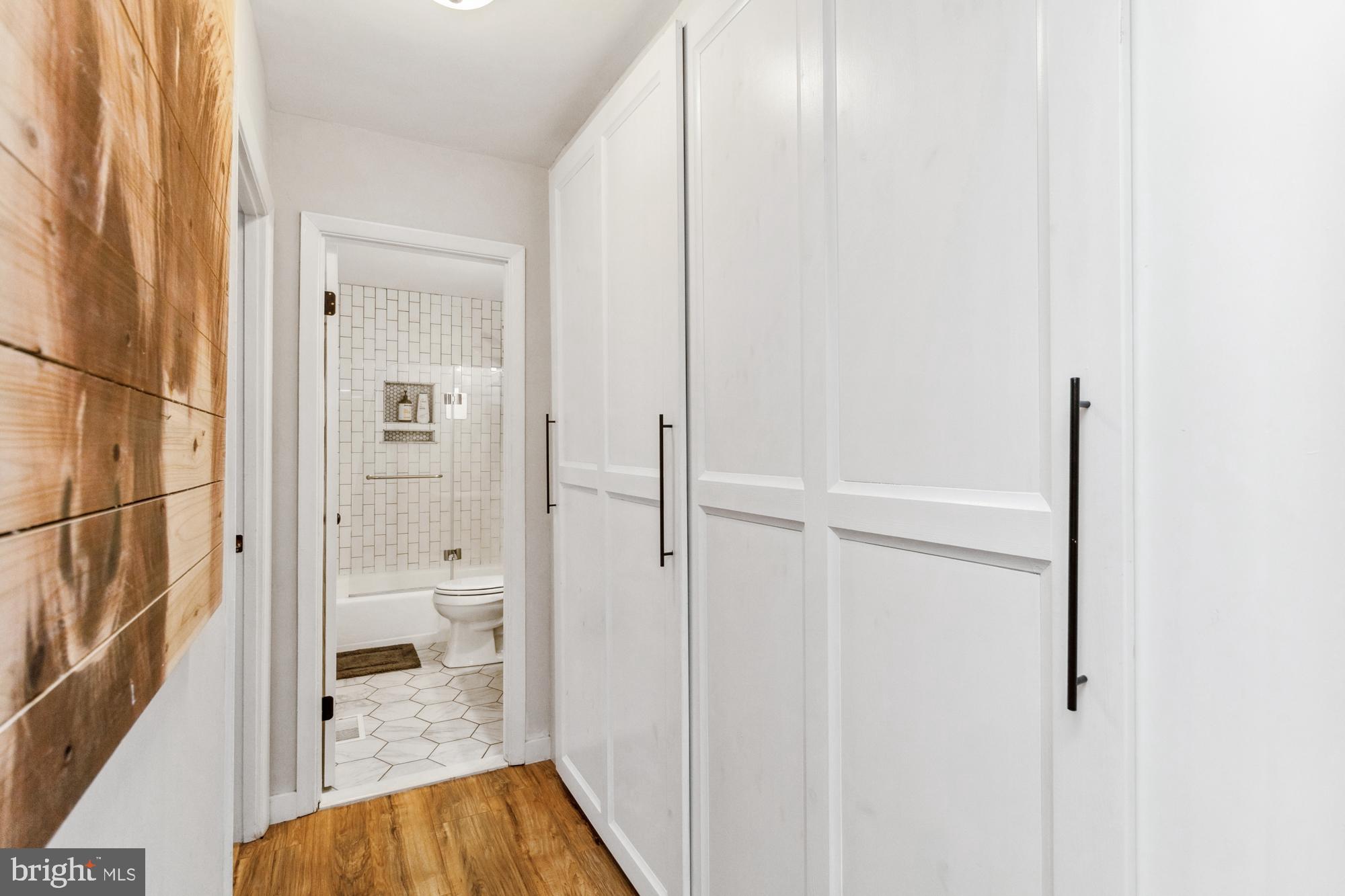 HOMELAND SOUTHWAY - Residential
