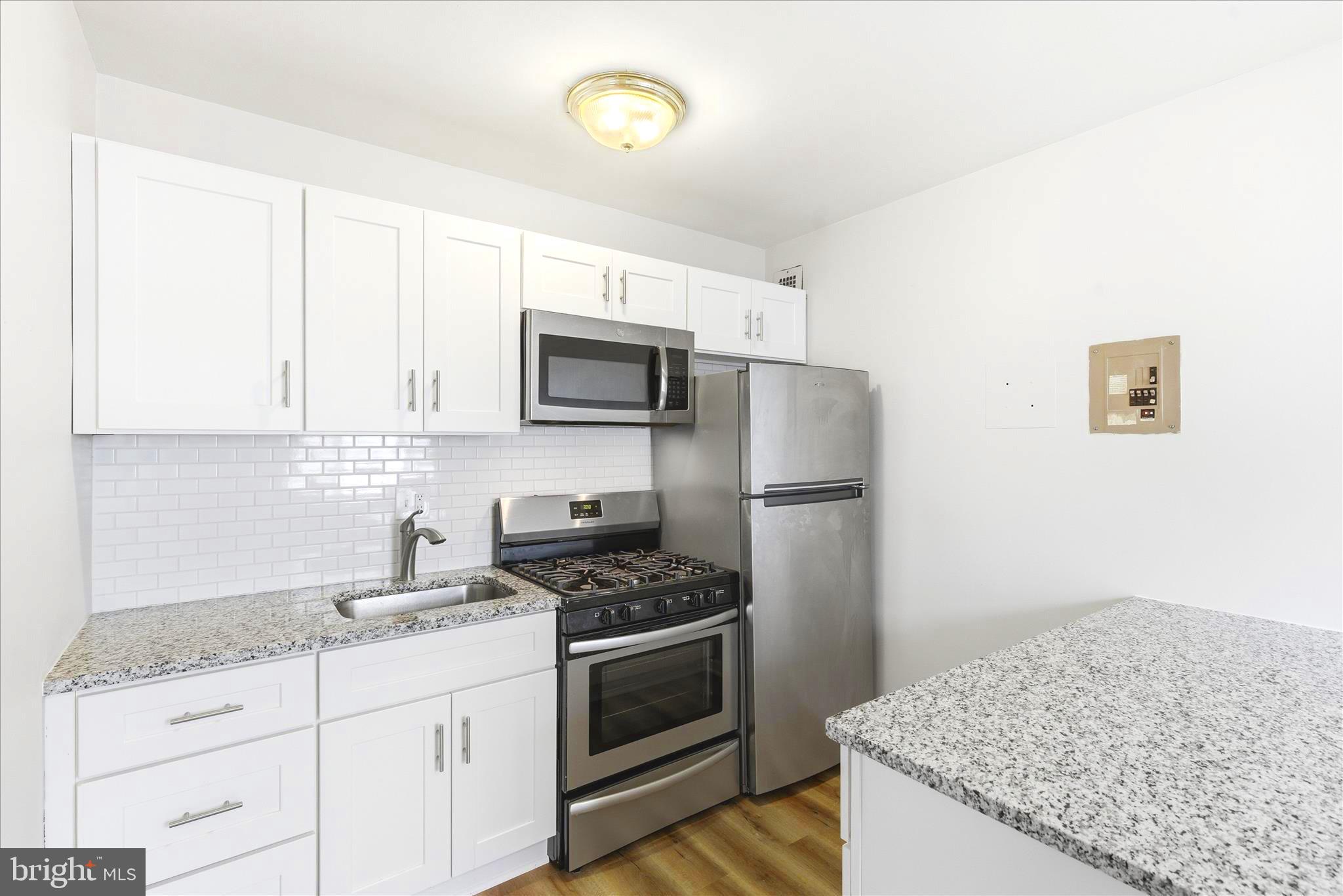 CAVENDISH - Residential Lease