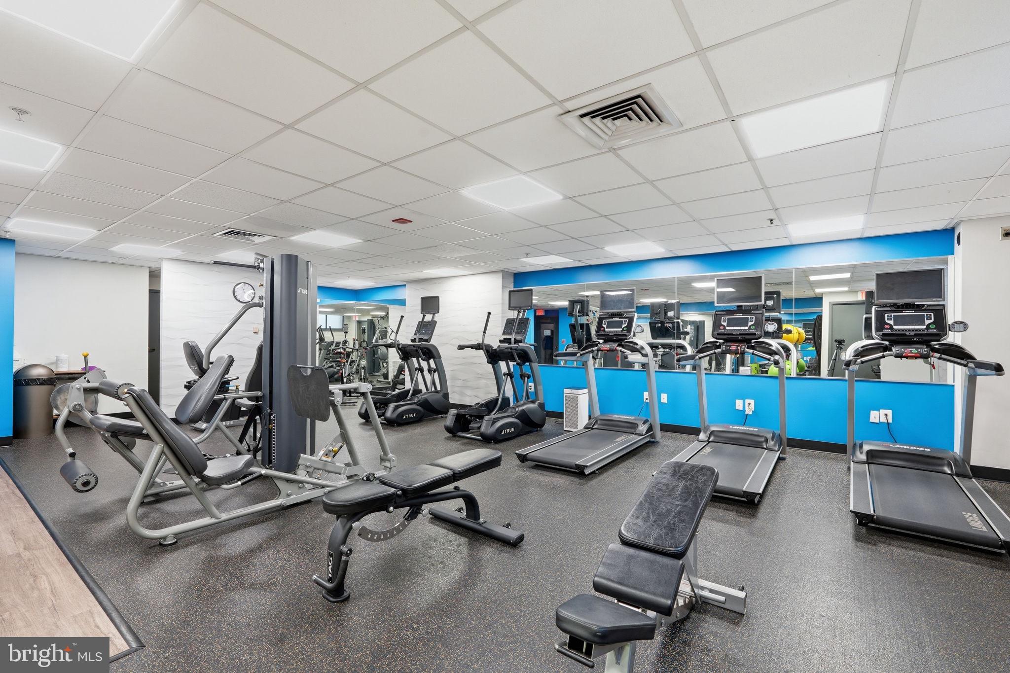 CRESCENT PLAZA - Residential