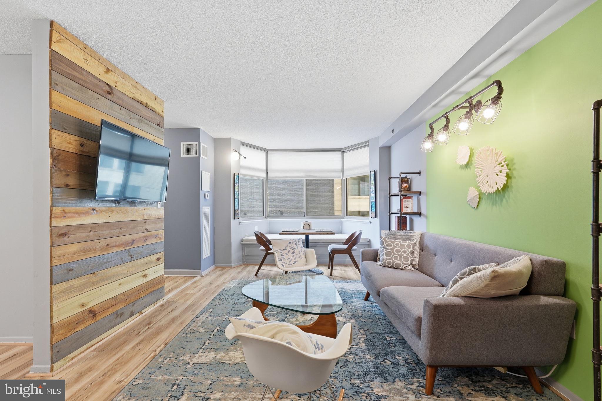 7111 WOODMONT AVENUE 518