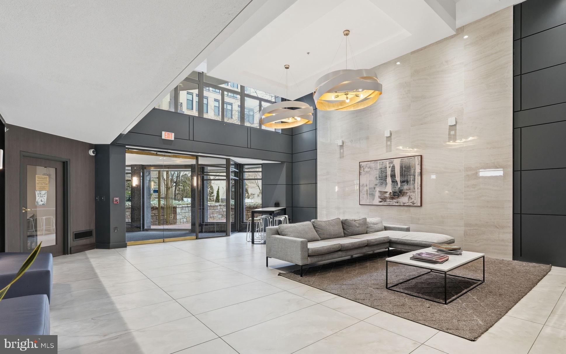 CRESCENT PLAZA - Residential