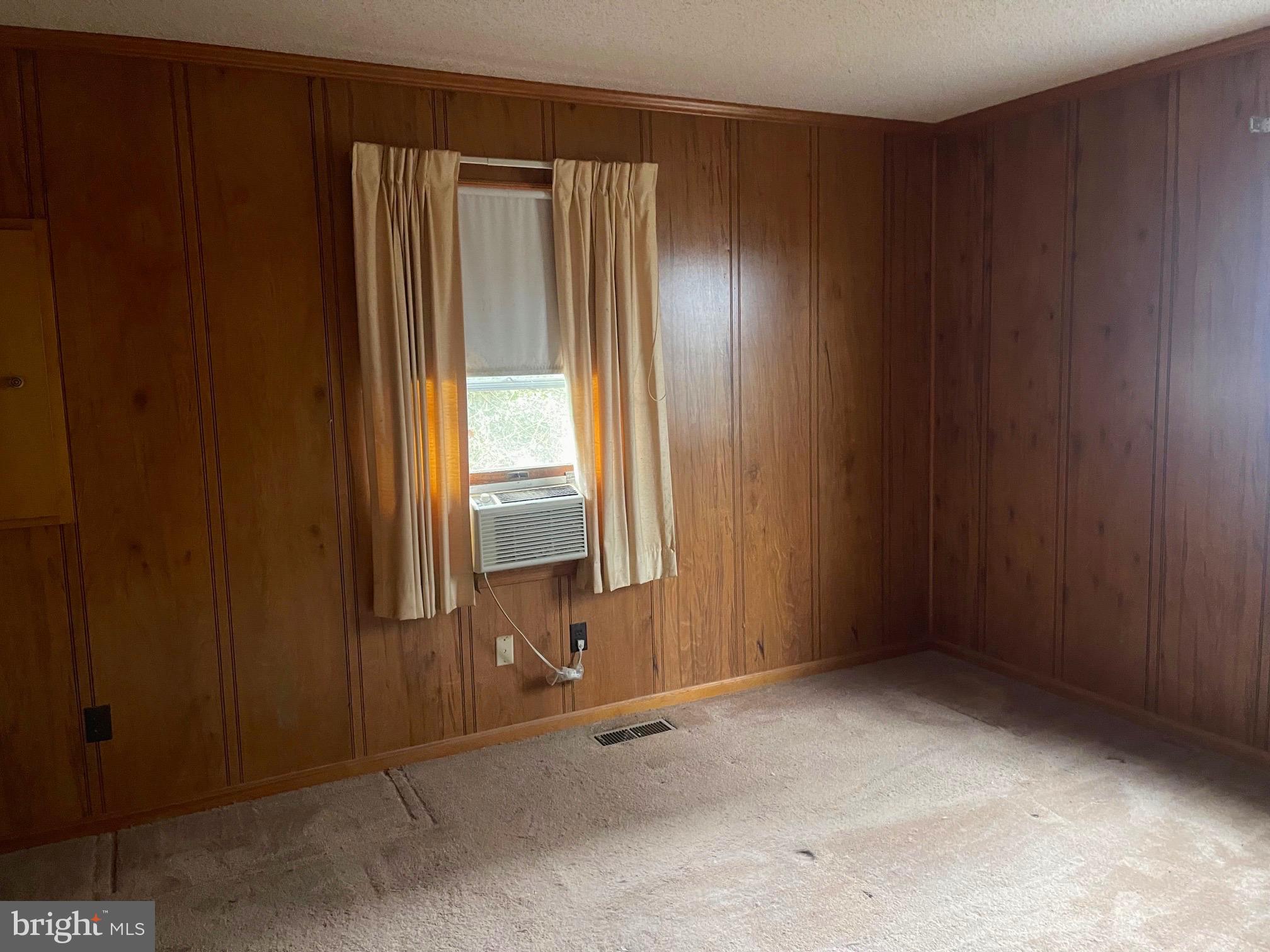 BANKS HARBOR RETREAT - Residential