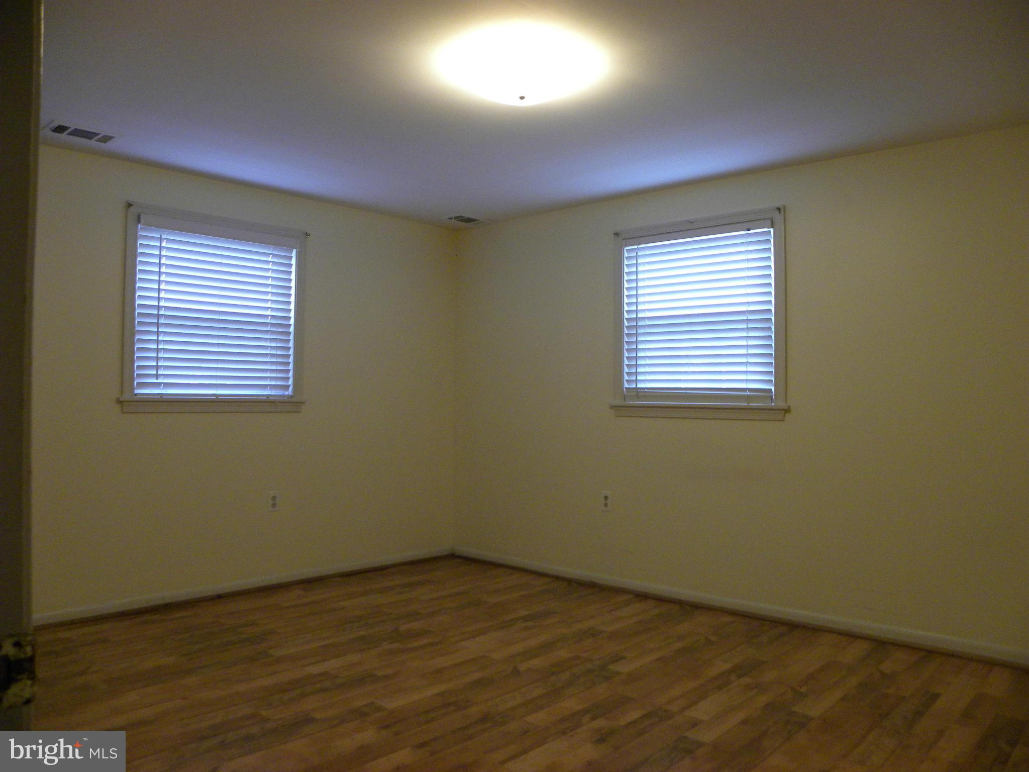 AYRLEE - Residential Lease