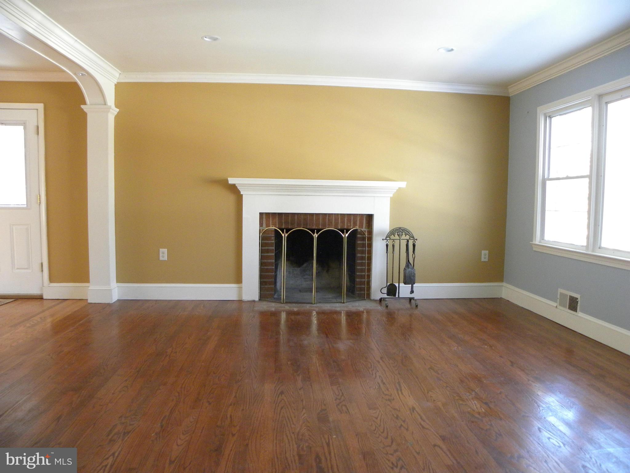 AYRLEE - Residential Lease