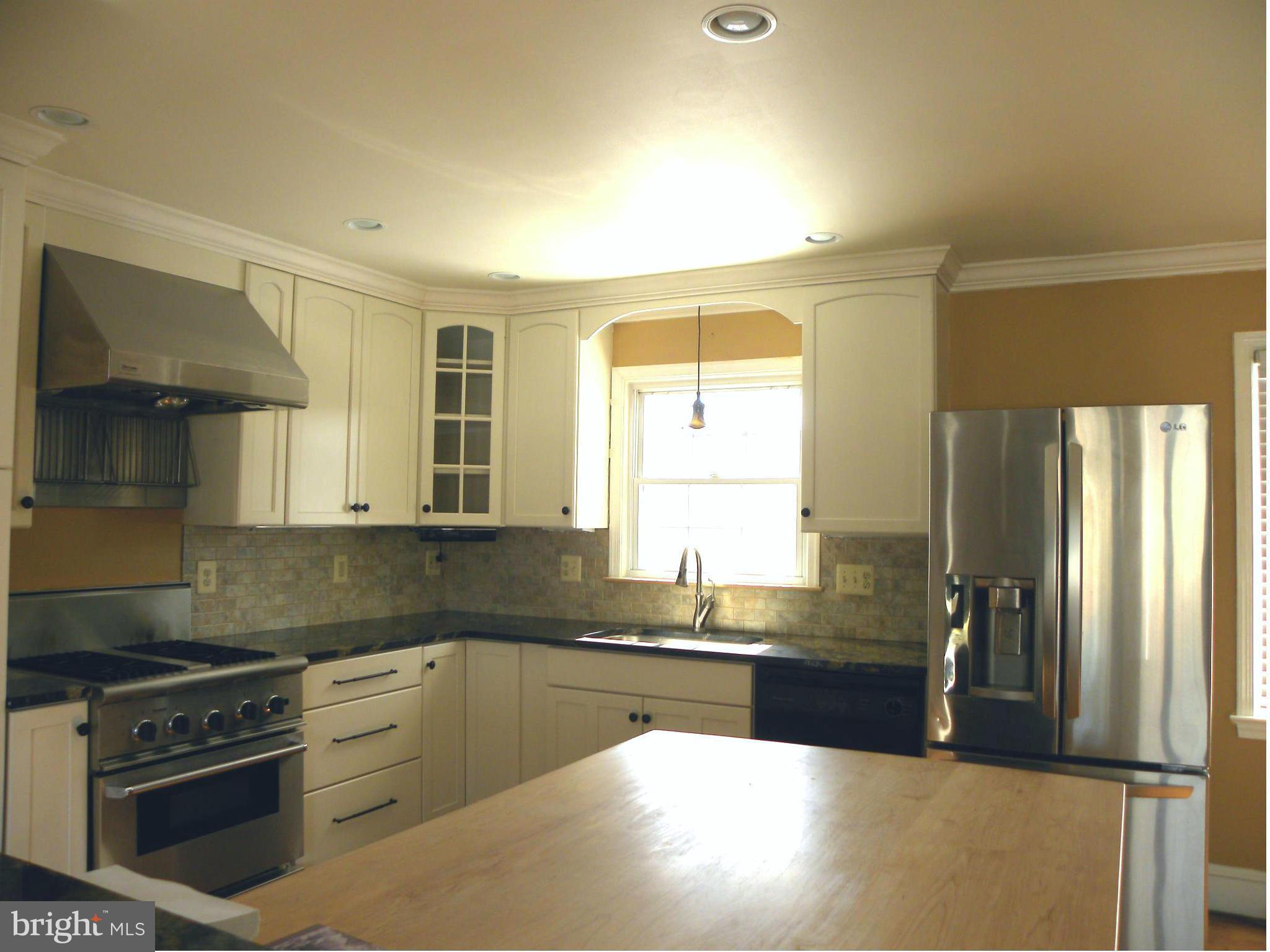 AYRLEE - Residential Lease