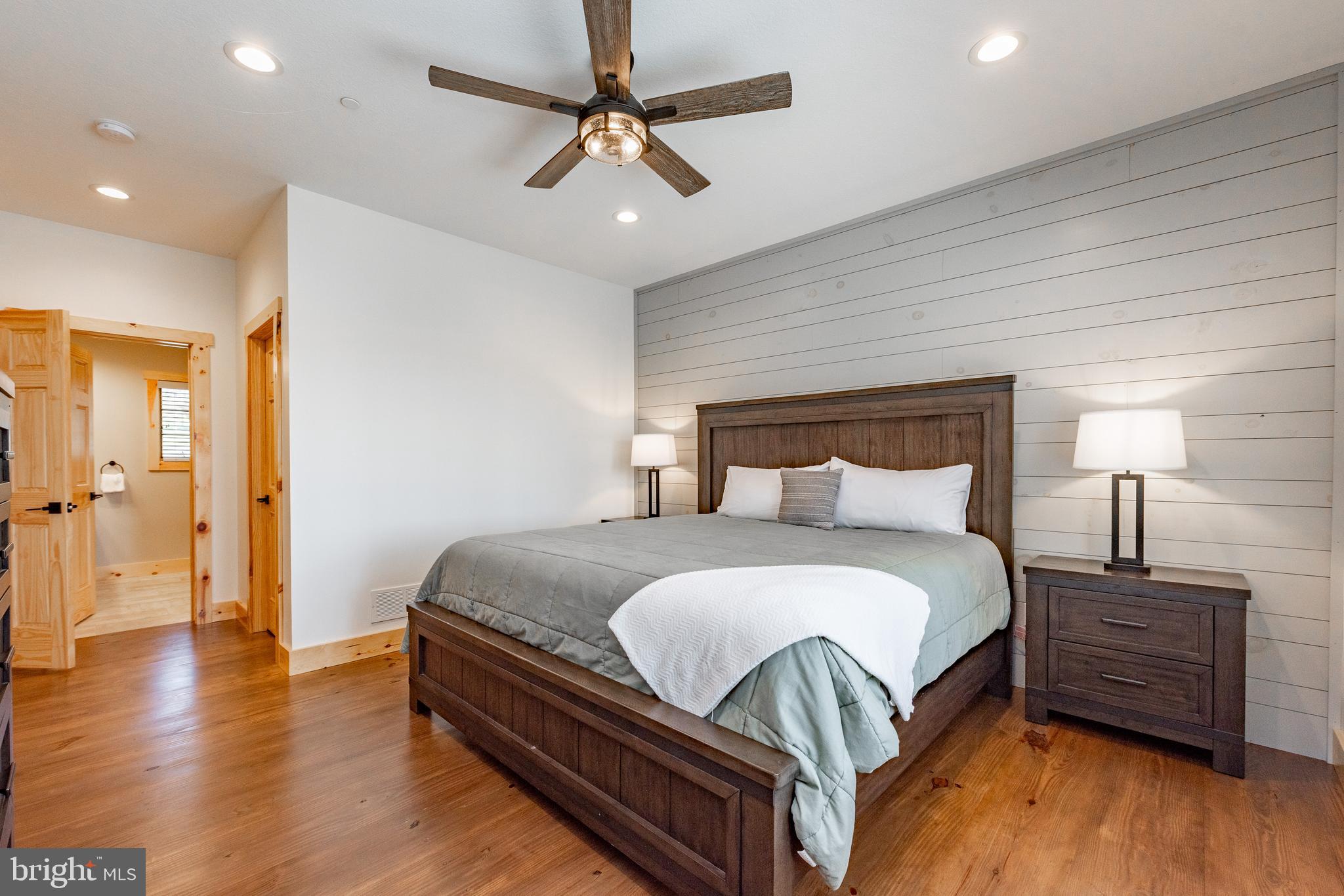 NORTH CAMP - Residential