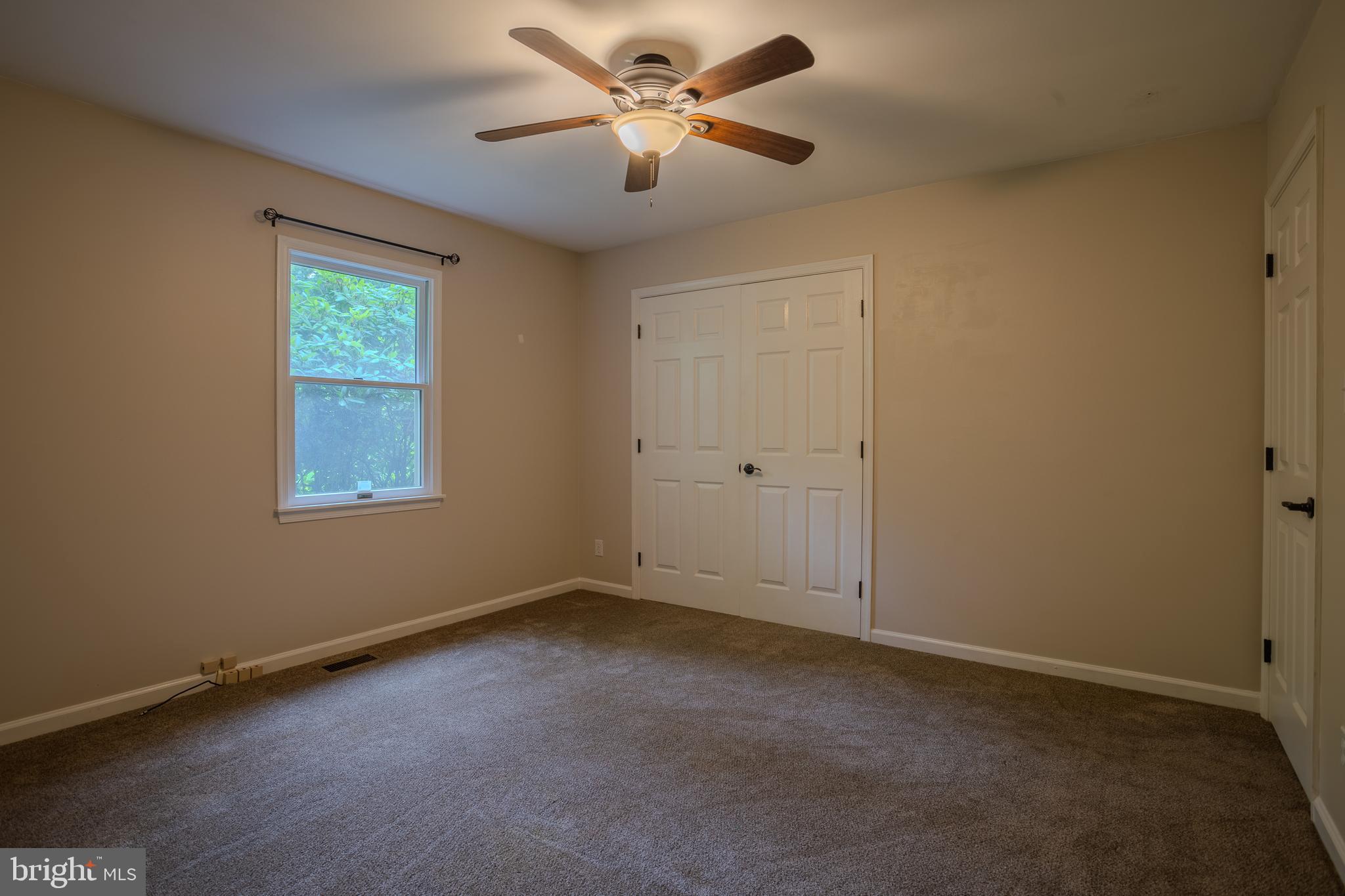 SHANNONDALE - Residential Lease