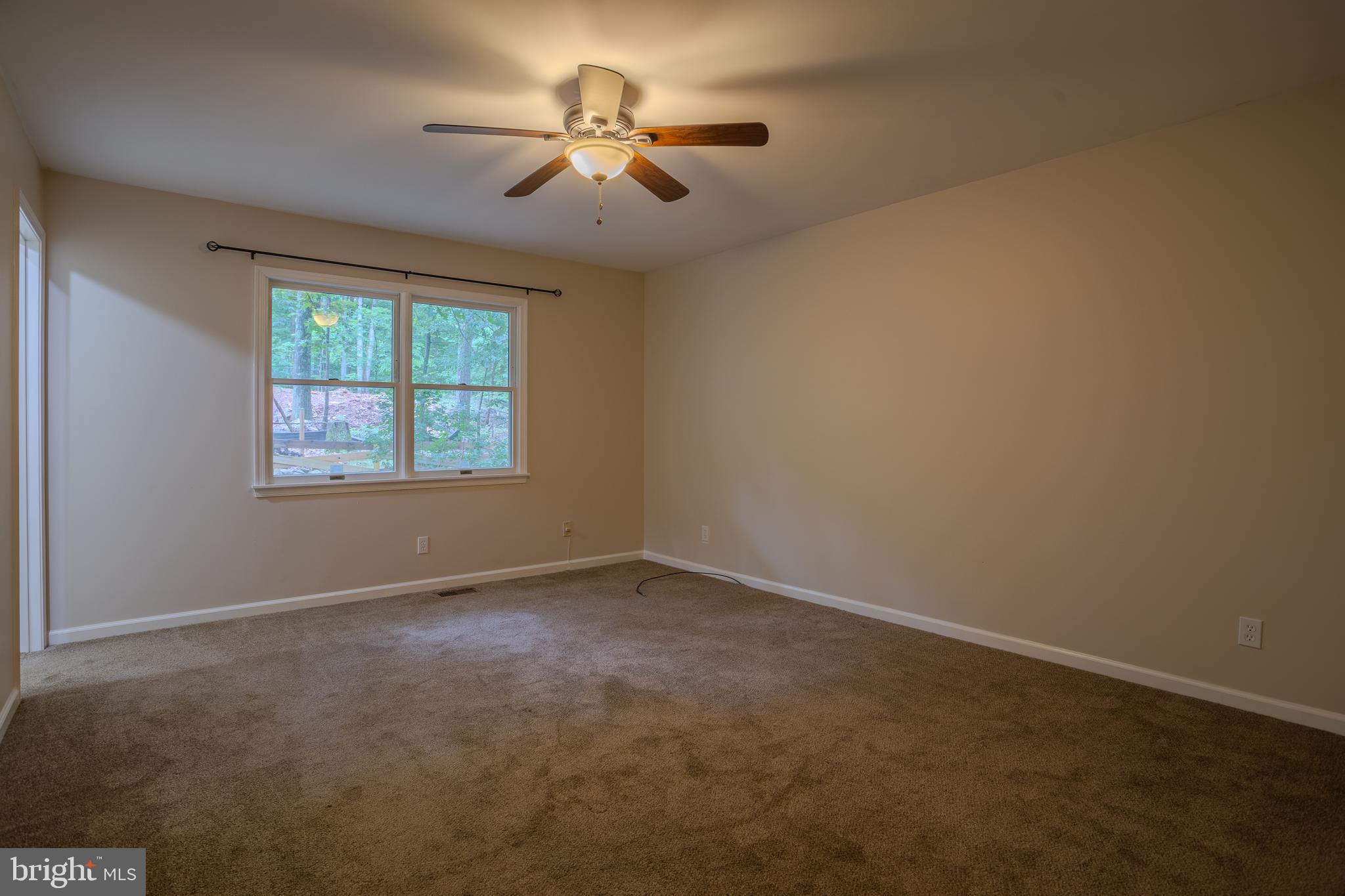 SHANNONDALE - Residential Lease